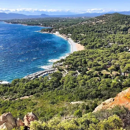Cap Esterel Pierre Et Type 3 , 2 Rez De Jardin Cloture ,vue ,inclus Climatisation Place De Stationnement , Acces Aux Piscines ,animations * Saint-Raphael (Var)