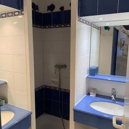 Apartmán Cap Esterel Pierre Et Type 3 , 2 Rez De Jardin Cloture ,vue ,inclus Climatisation Place De Stationnement , Acces Aux Piscines ,animations